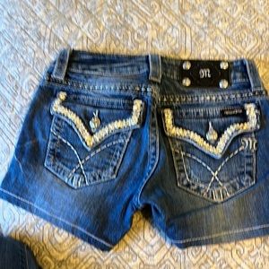 Miss me cut off shorts and hand size 26 in great condition